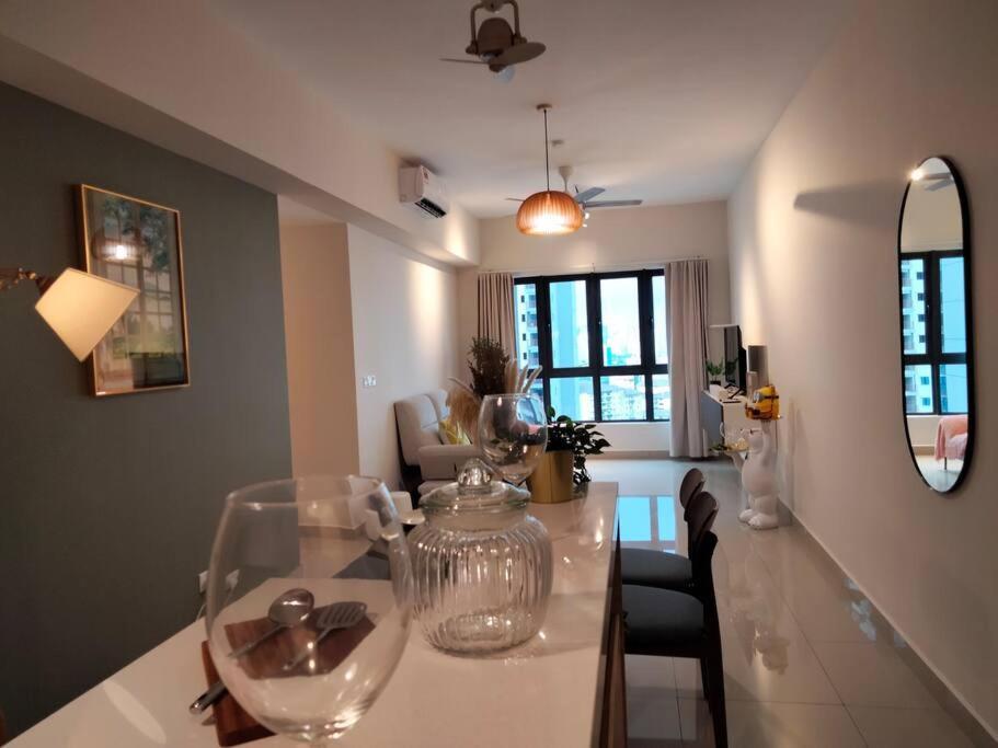 M Centura Sentul 3-bedroom Pool View Residences By Homebrickz Kuala Lumpur